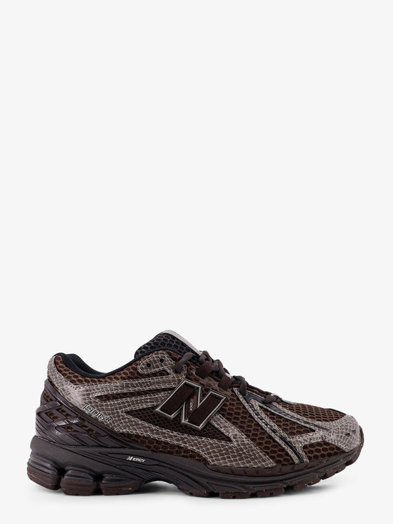 19062 mesh sneakers with logo on the side