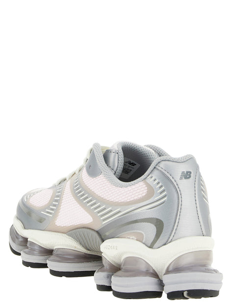 '2000' sneakers