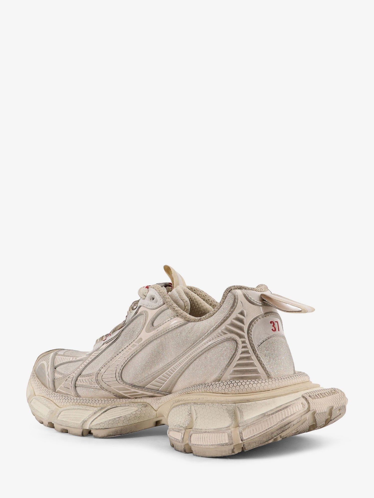 3XL mesh sneakers