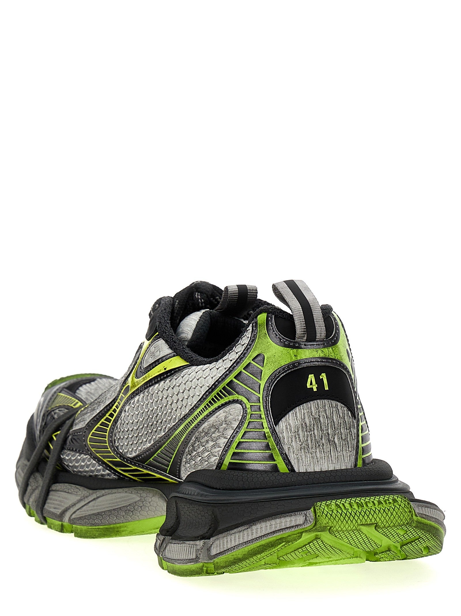 '3XL' sneakers