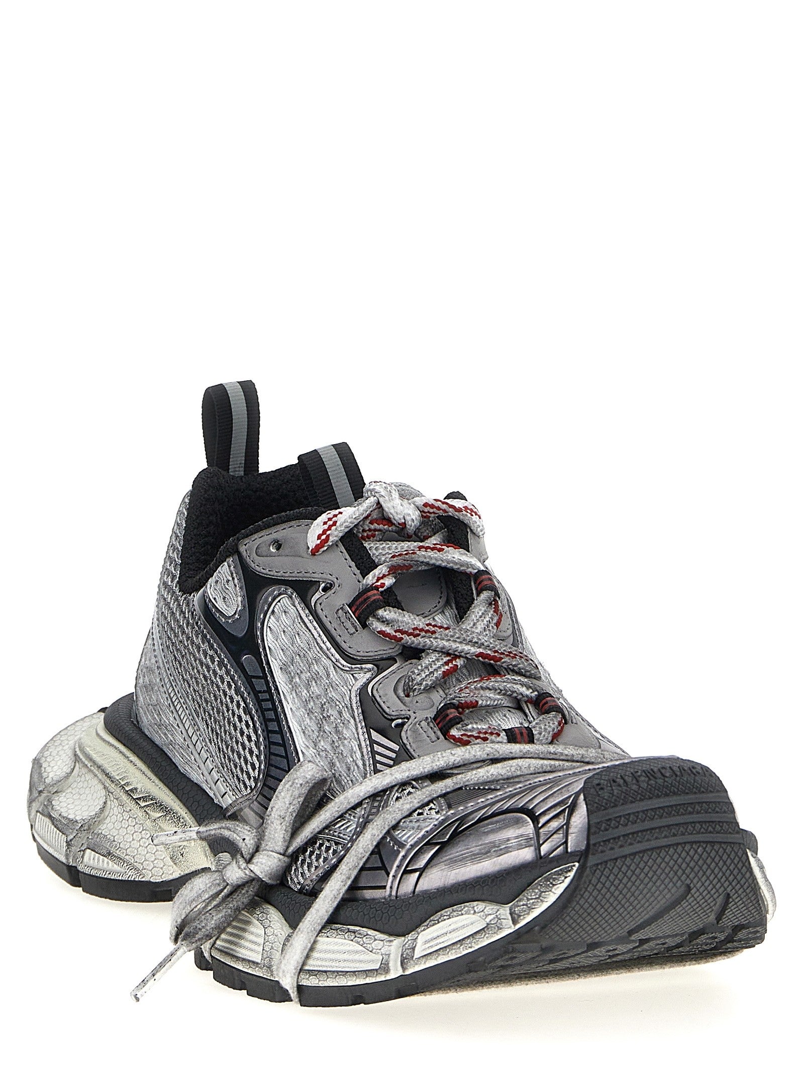 '3XL' sneakers