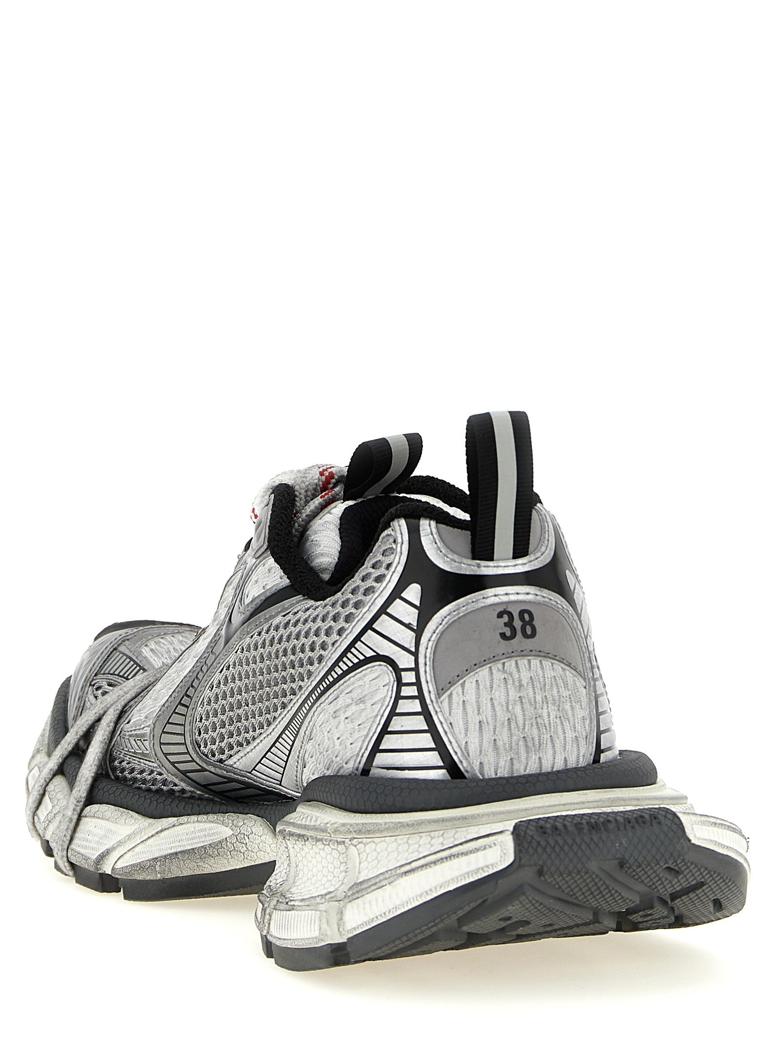 '3XL' sneakers
