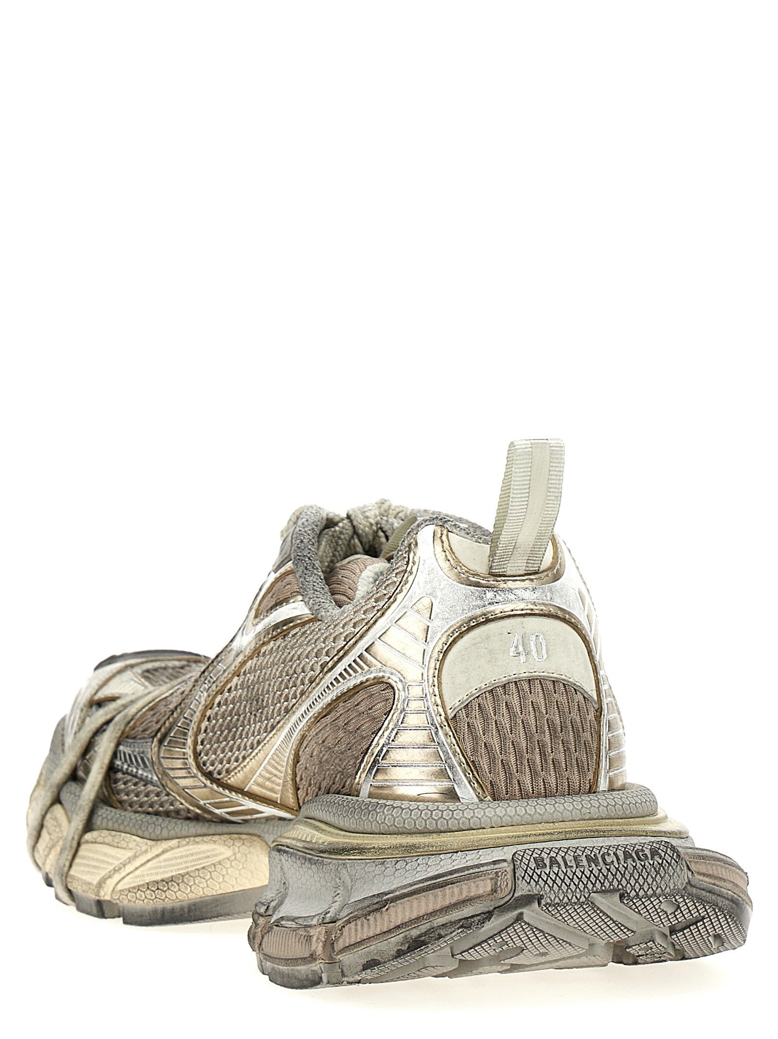 '3XL' sneakers