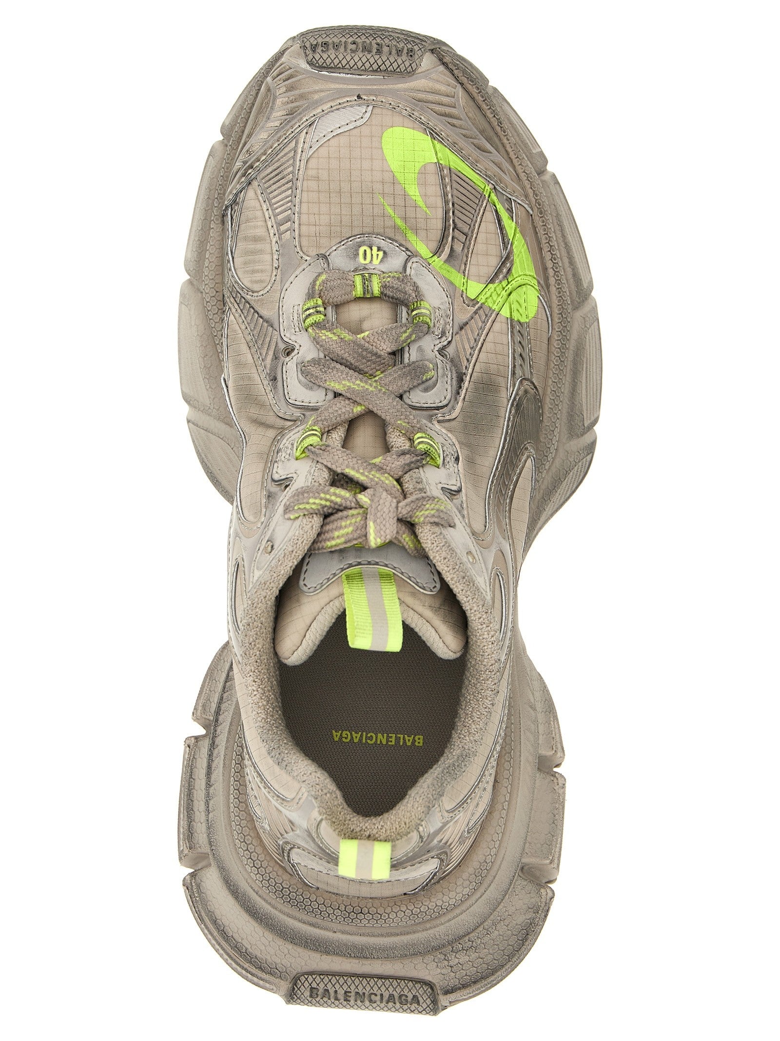 '3XL' sneakers