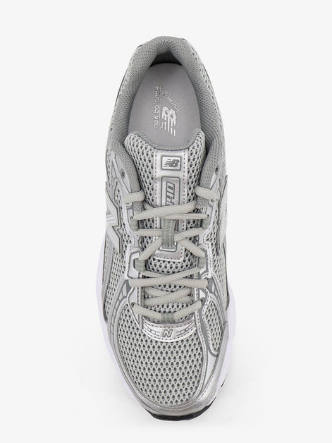 740 mesh sneakers with iconic contrasting side logo