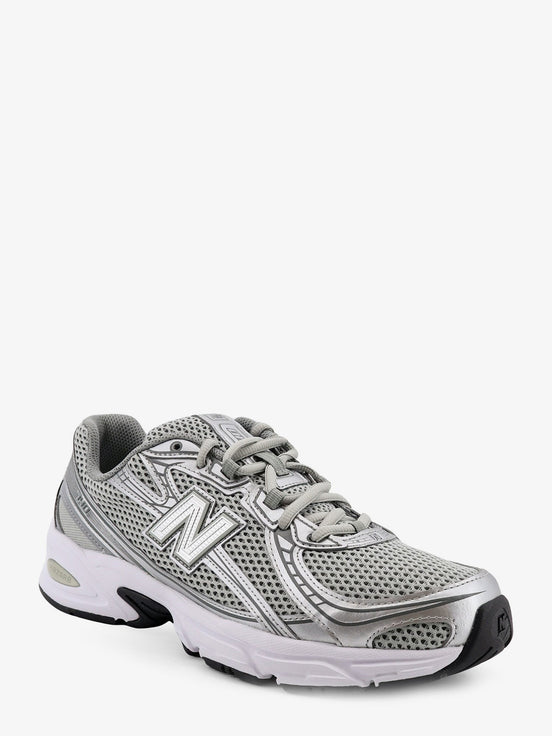 740 mesh sneakers with iconic contrasting side logo