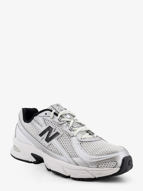 740 mesh sneakers with iconic contrasting side logo
