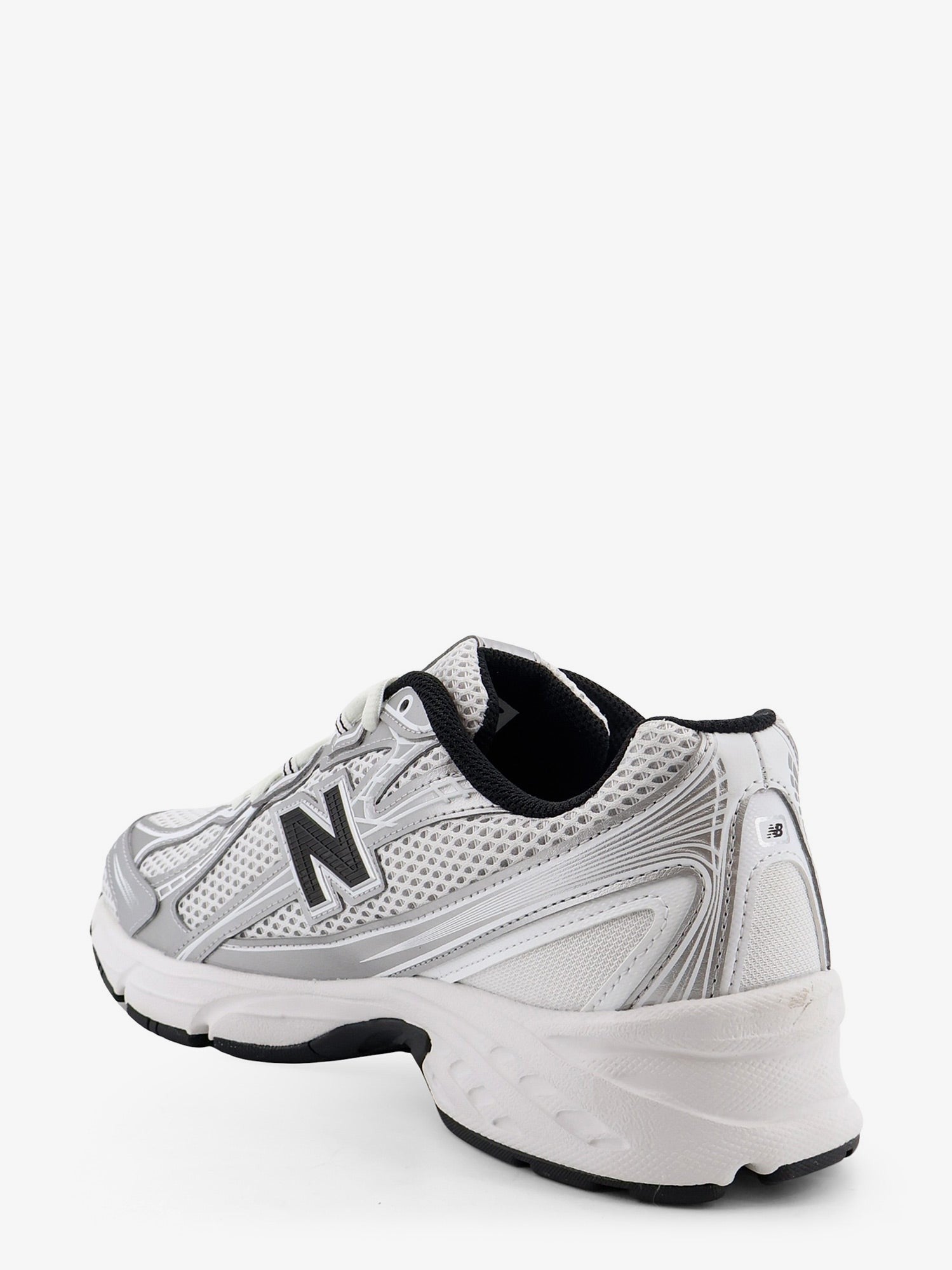 740 mesh sneakers with iconic contrasting side logo