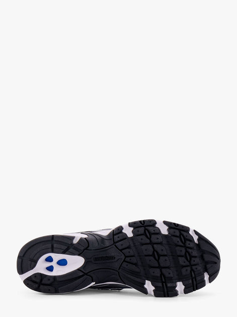 740 mesh sneakers with logo on the side