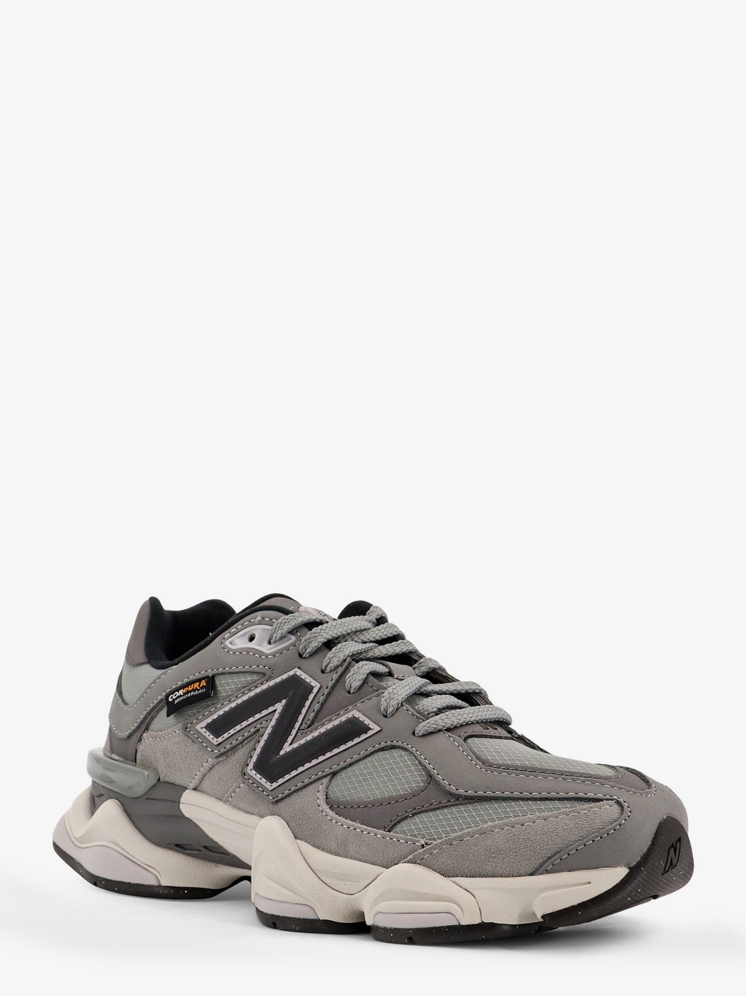 9060 low-top mesh sneakers