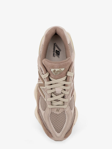 9060 mesh and suede low-top sneakers