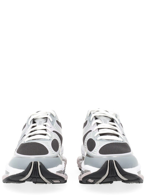 "ABZORB 2000" SNEAKER