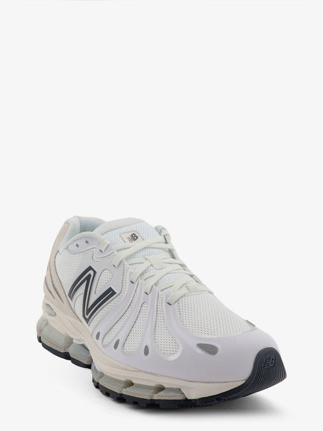 New Balance ABZORB U1890 sneakers with side Logo
