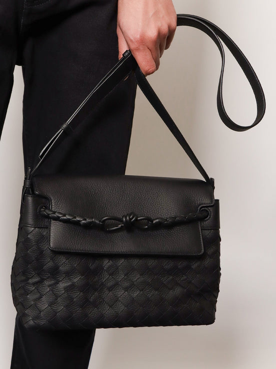 Andiamo leather shoulder bag with Intrecciato pattern