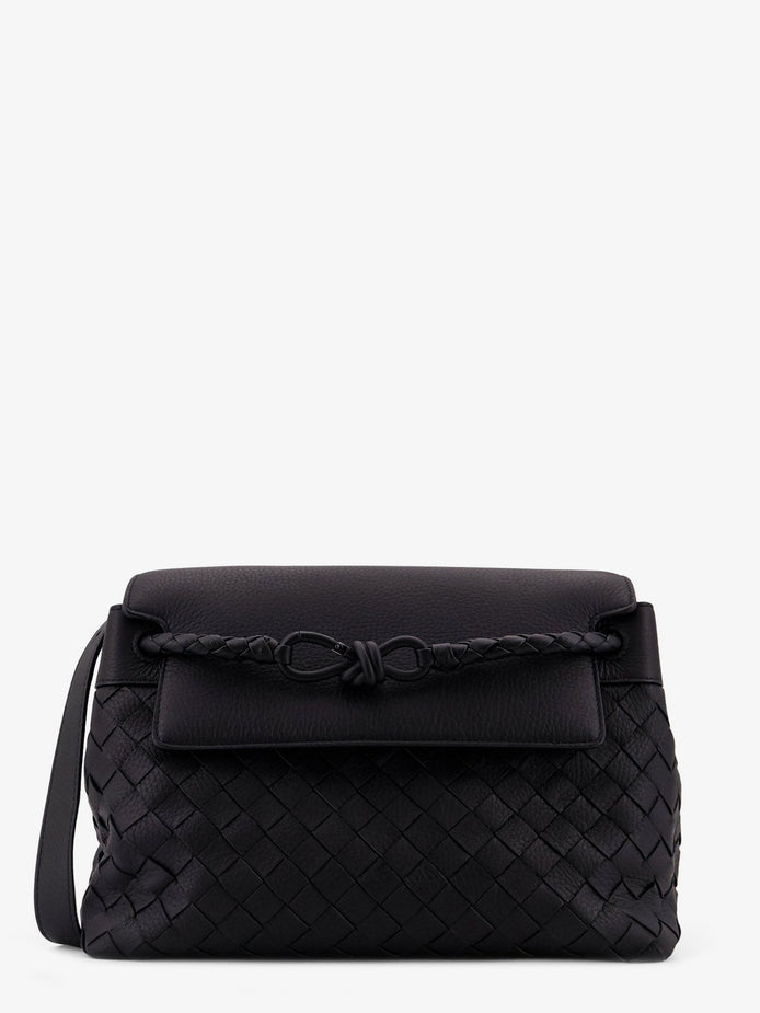 Andiamo leather shoulder bag with Intrecciato pattern