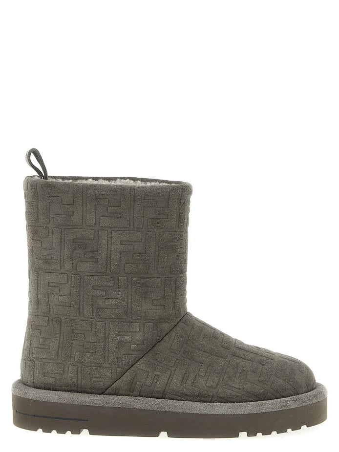 'Apres Chic' boots