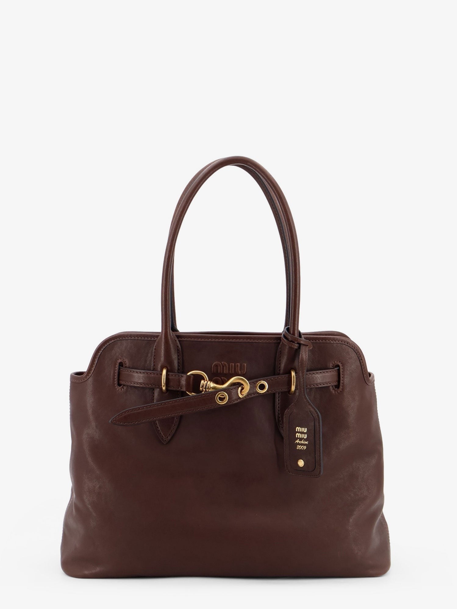 Aventure leather handbag with front lettering logo