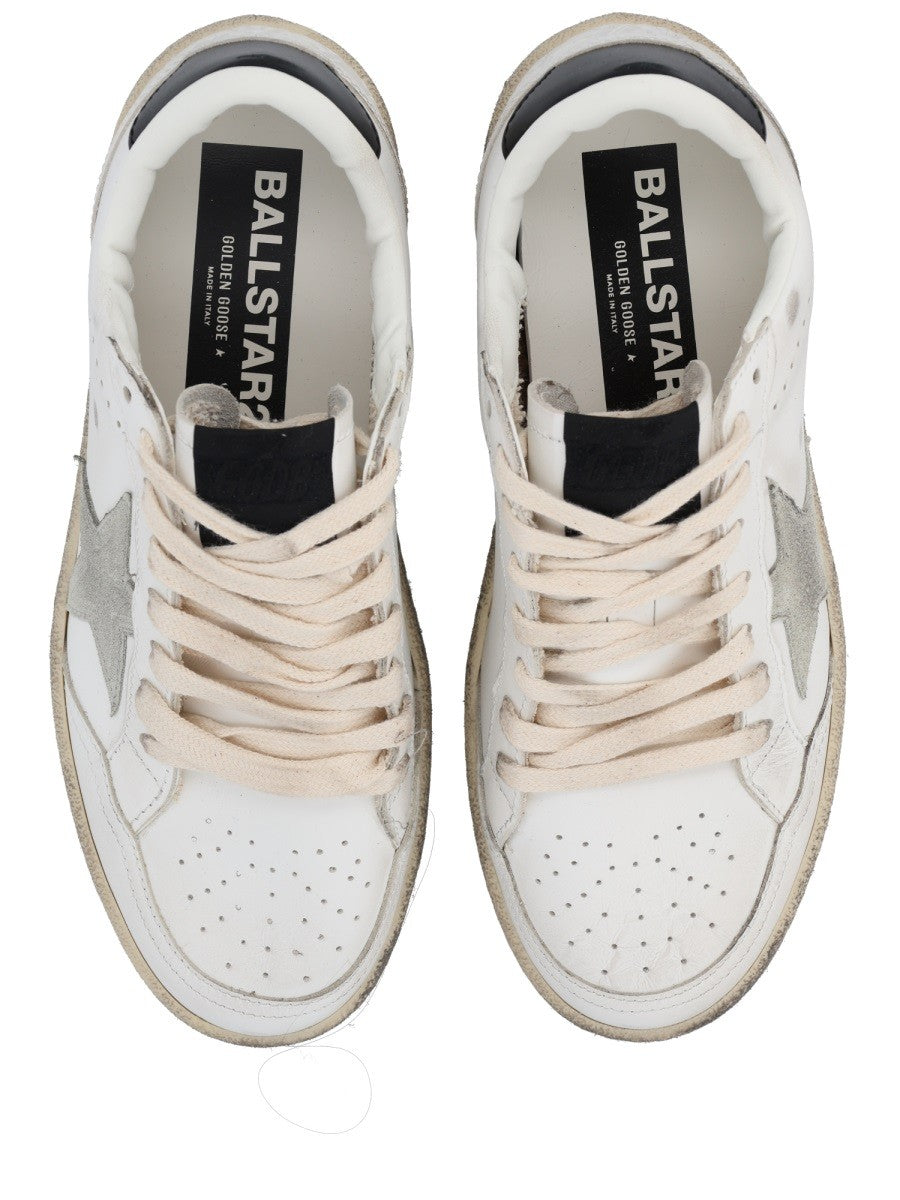 SNEAKER 