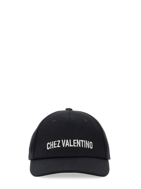 BASEBALL CAP WITH EMBROIDERY