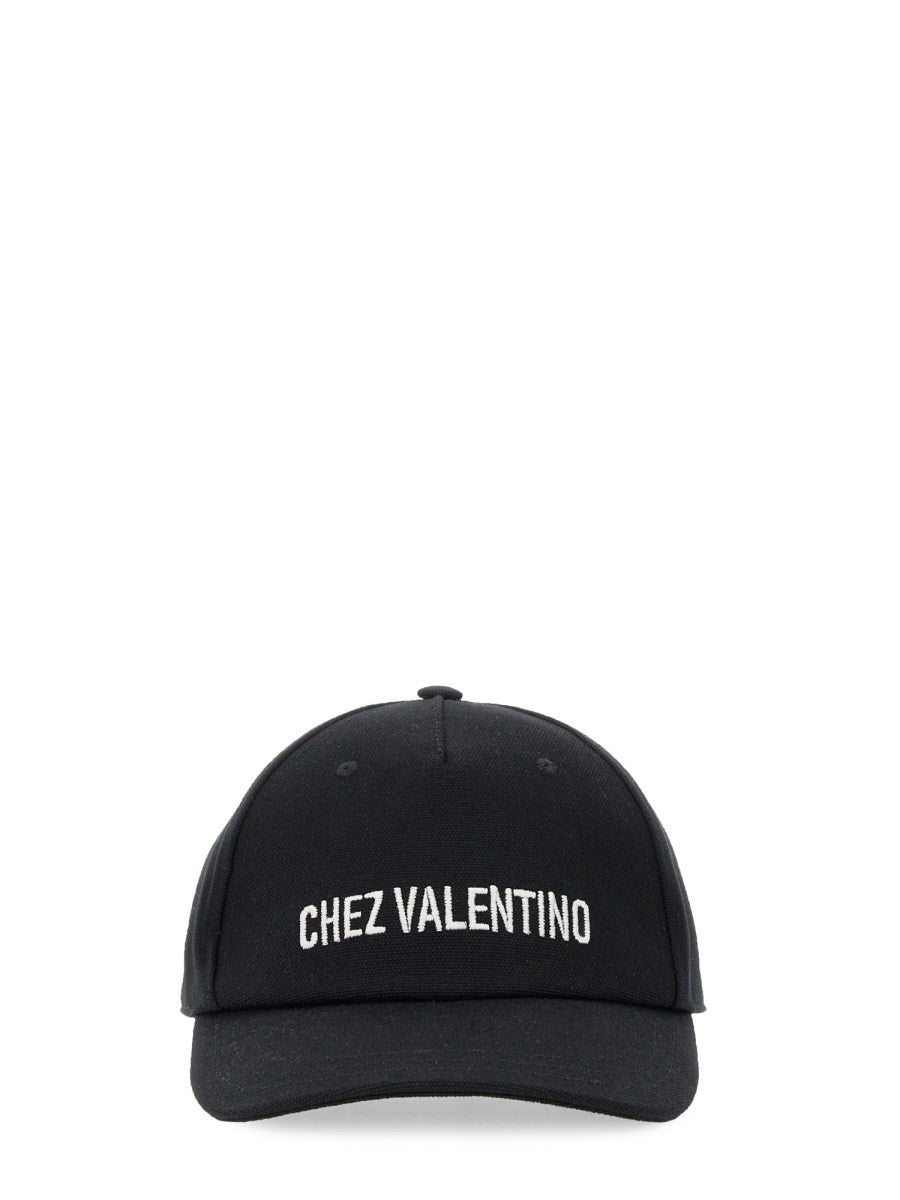 BASEBALL CAP WITH EMBROIDERY