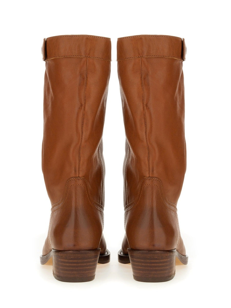 BOOT 