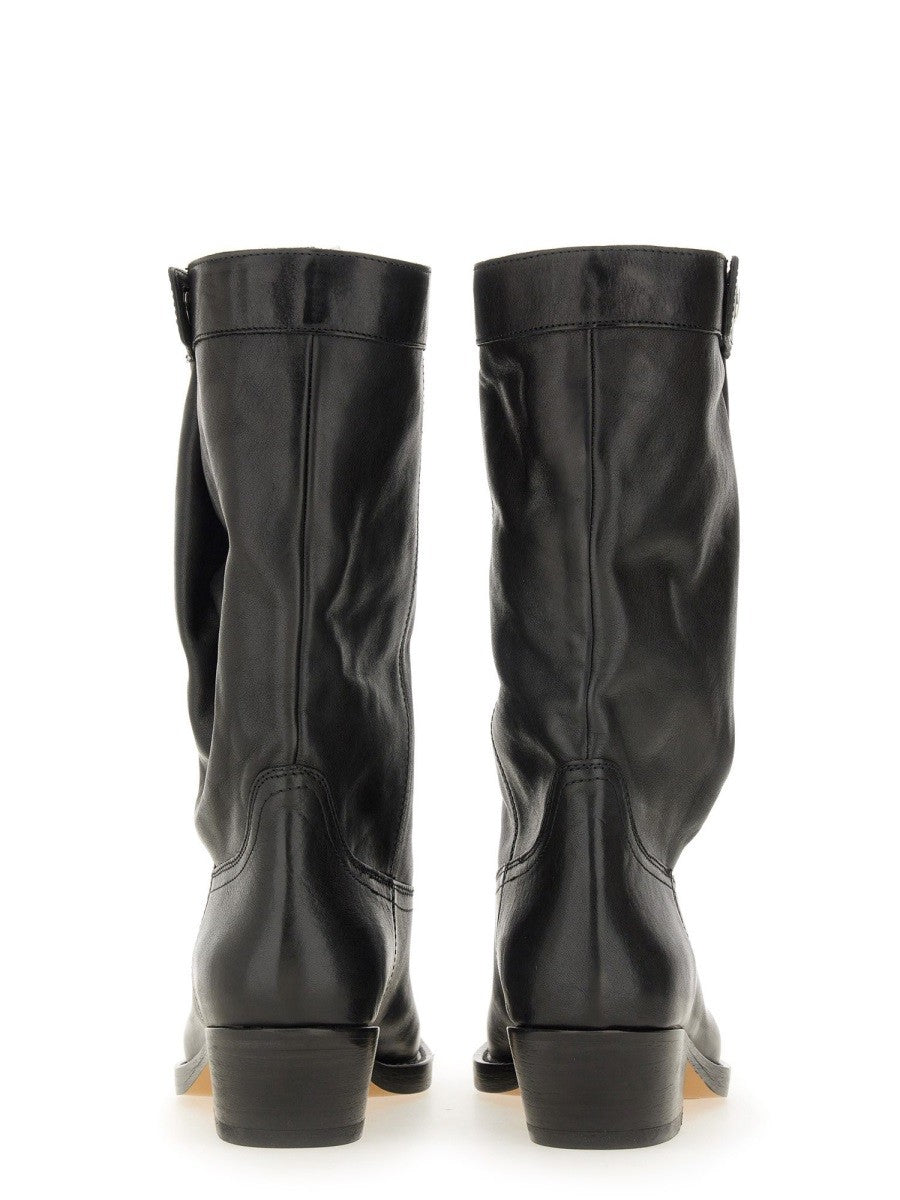 BOOT 