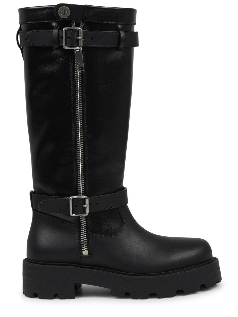 BOOT 