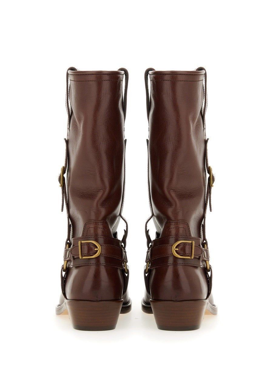 BOOT 