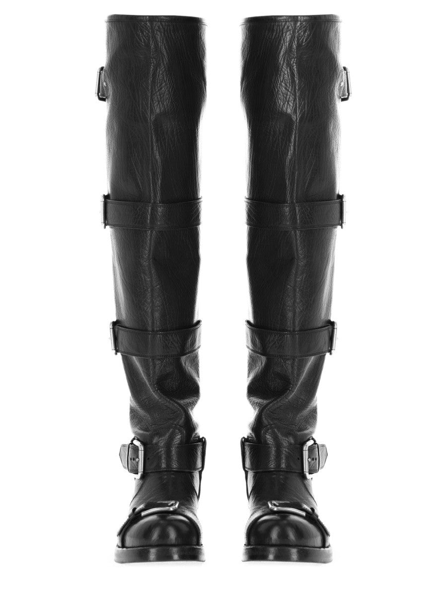 BOOT 