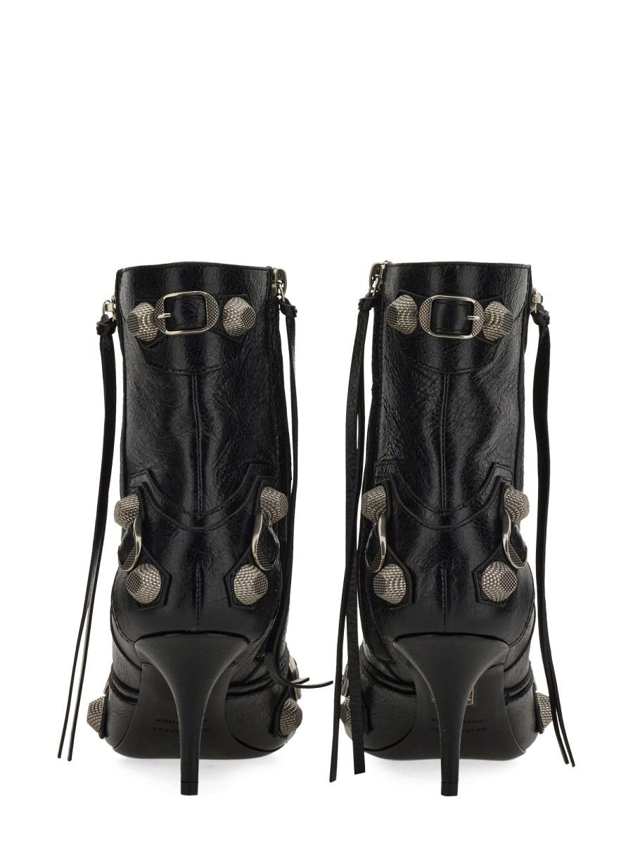 BOOT 