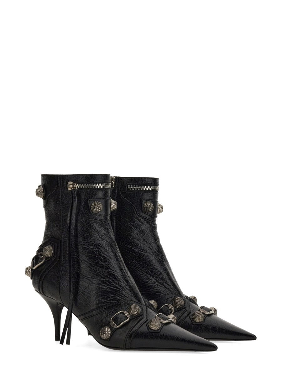 BOOT 