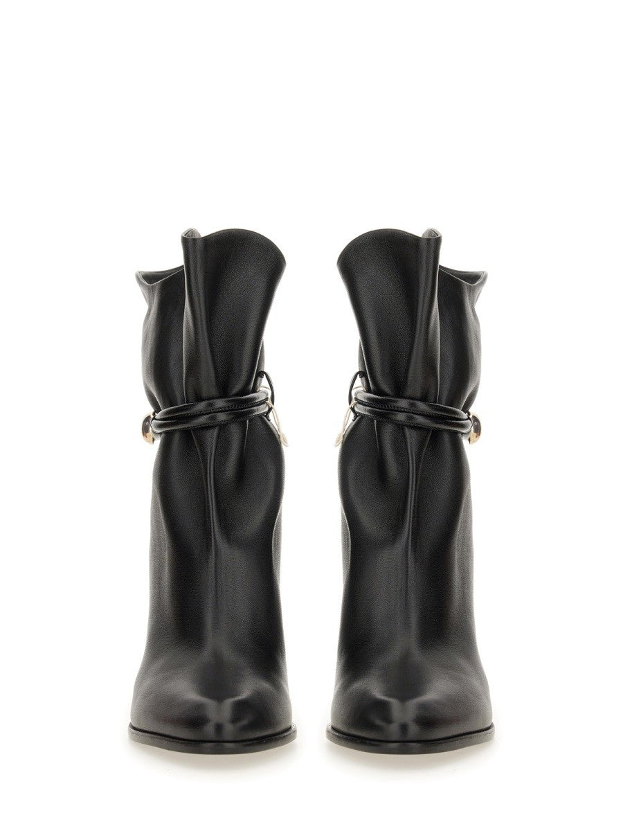 BOOT 