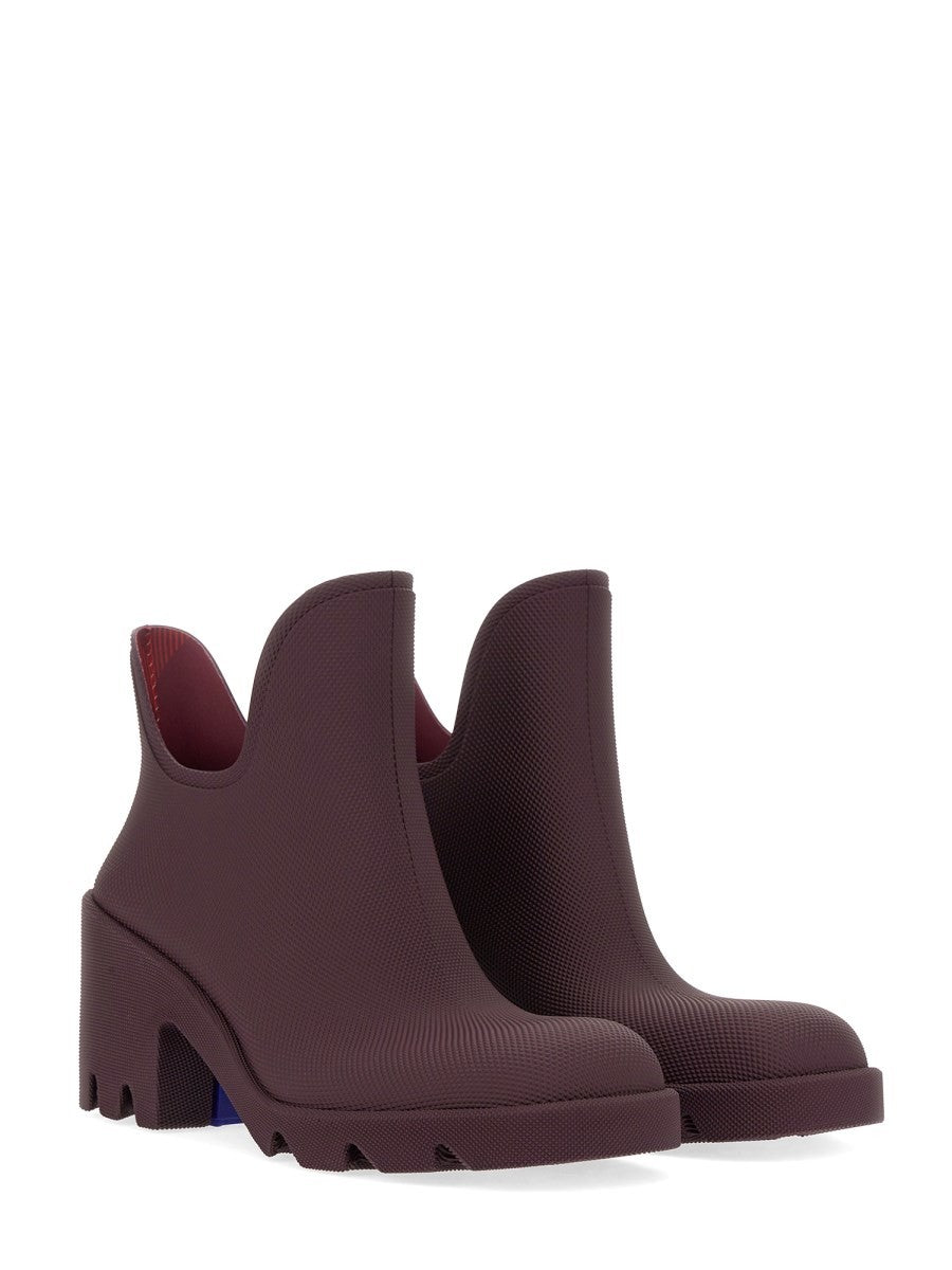 BOOT 