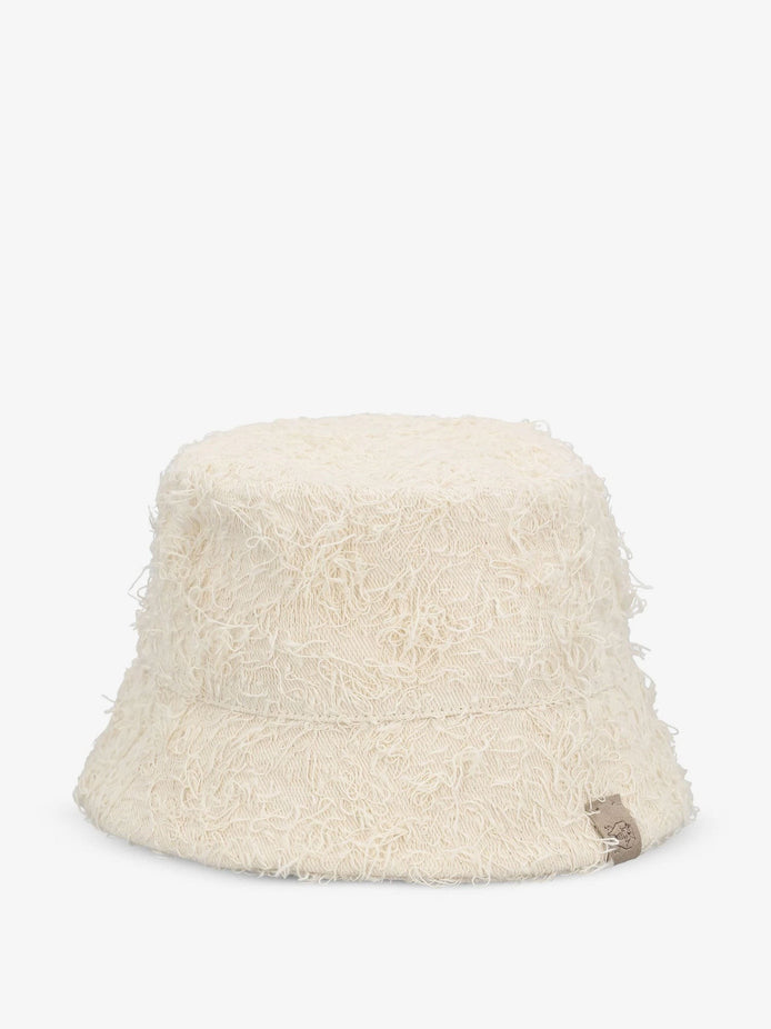 Bucket hat with applique