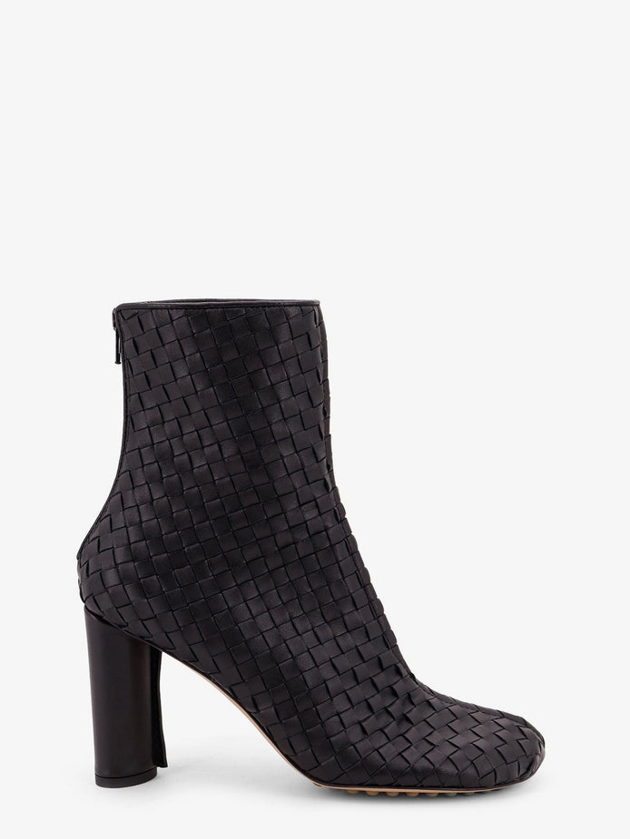 Cherry leather ankle boots with woven pattern