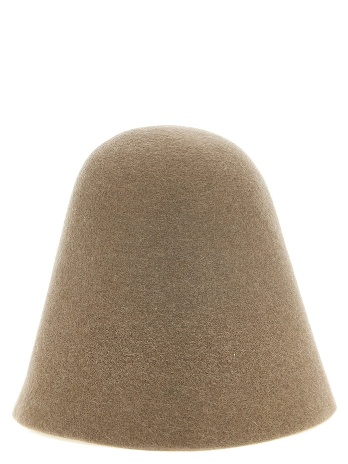 'Cloche' hat