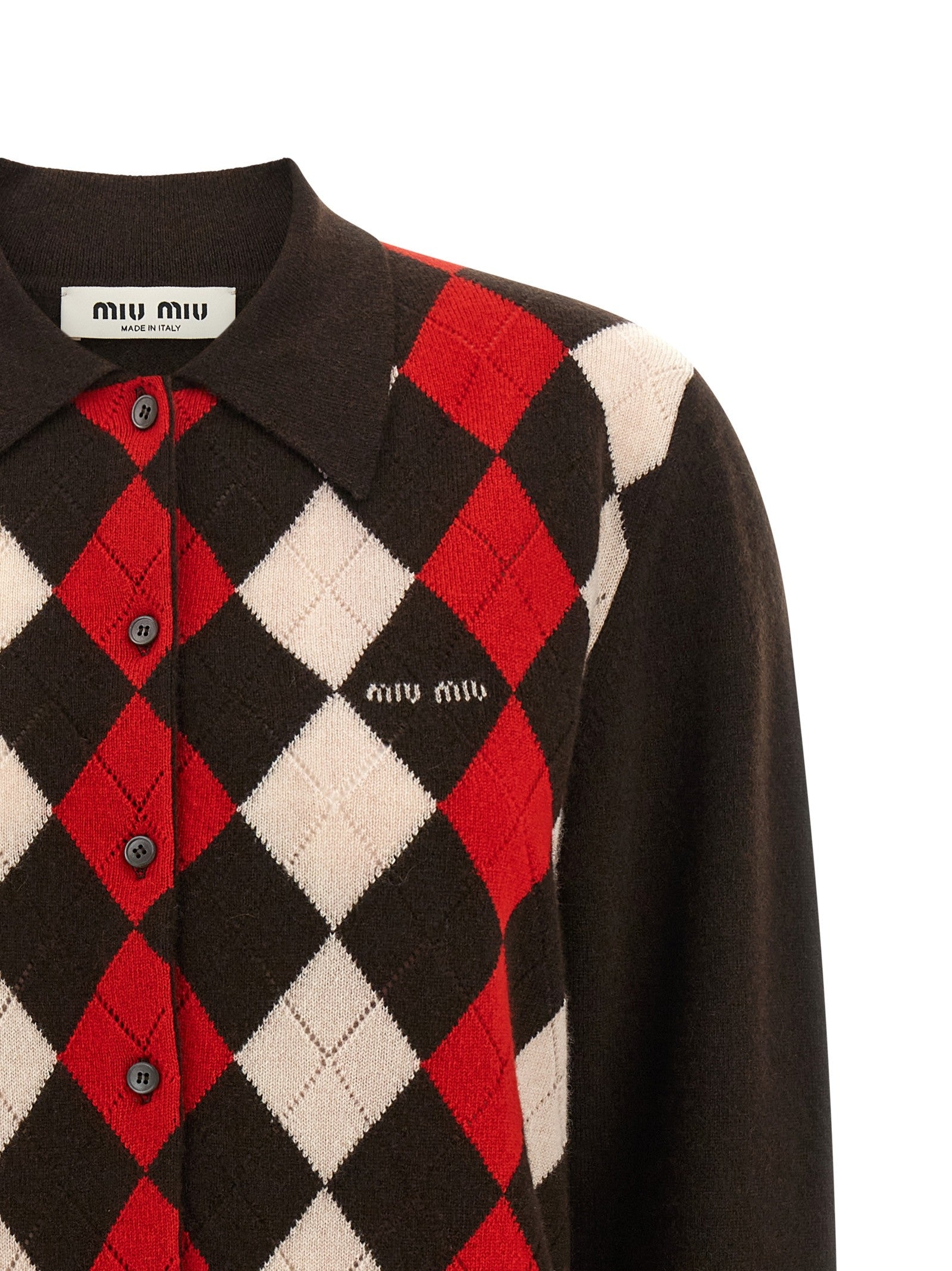 Diamond-shaped collar cardigan