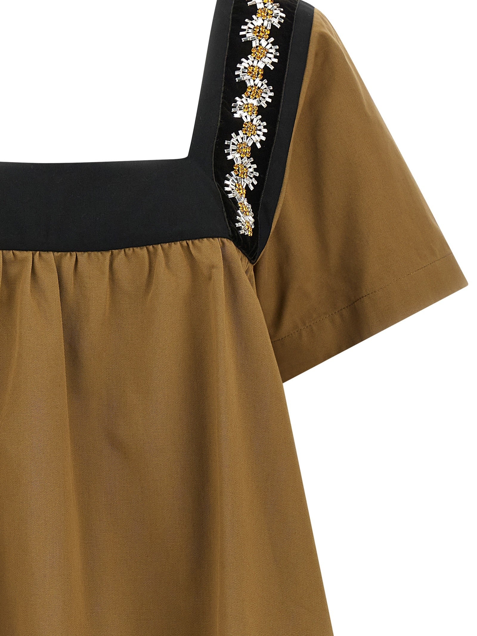 Embroidery top