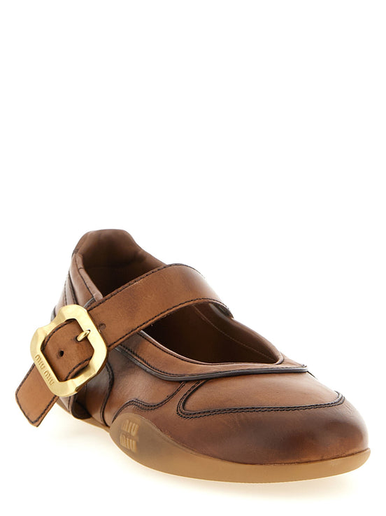 'Gymnasium' ballet flats