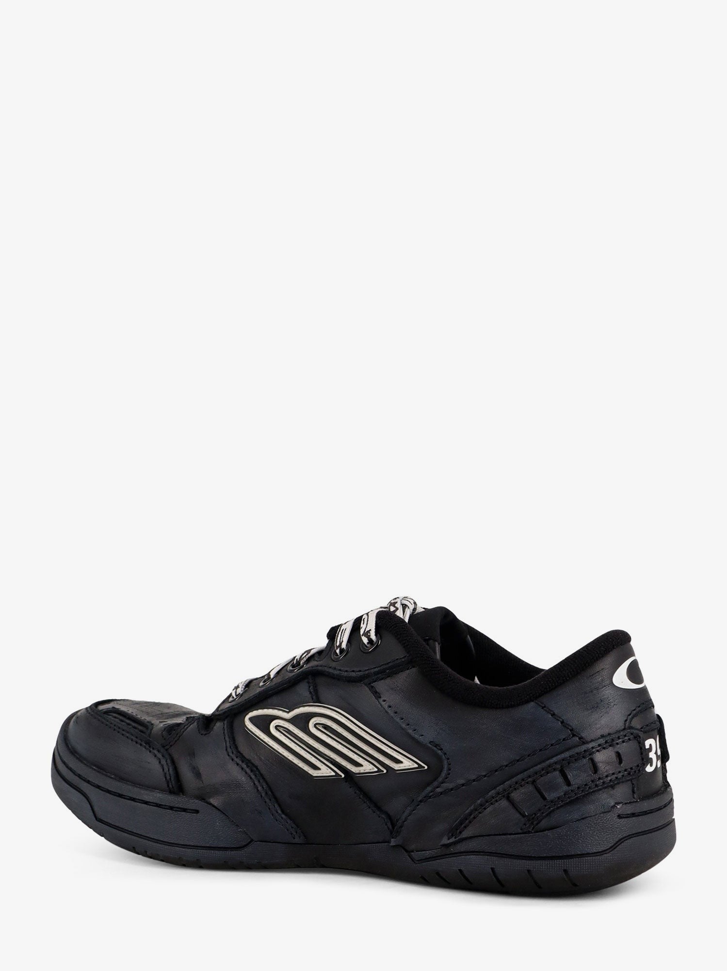 Hamptons Worn-Out low-top leather sneakers