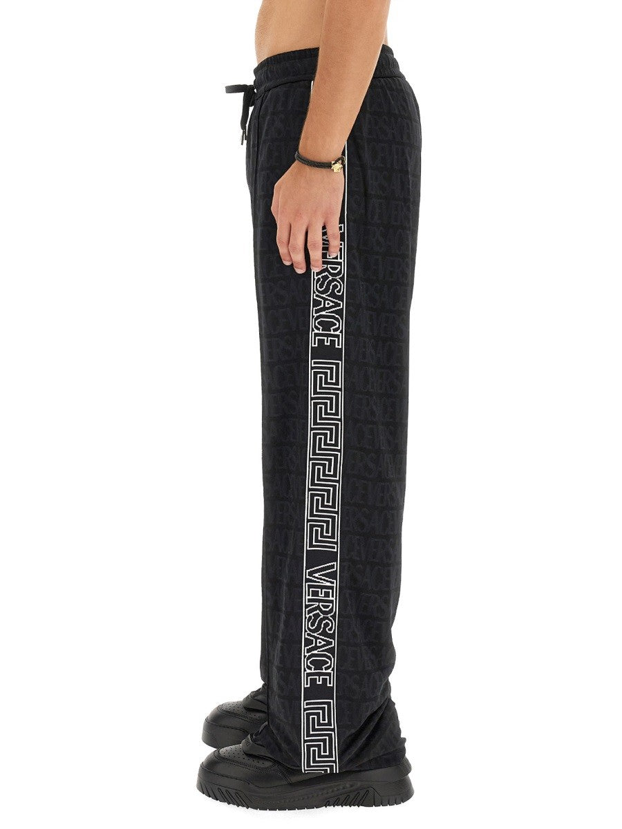 JOGGING PANTS