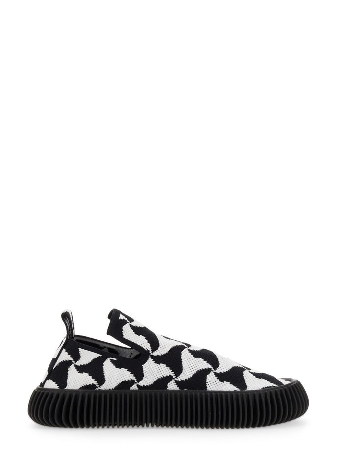 KNIT SLIP-ON SNEAKER