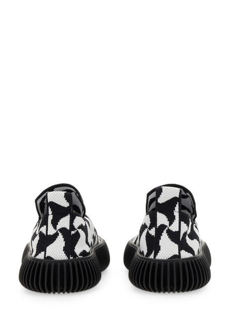 KNIT SLIP-ON SNEAKER
