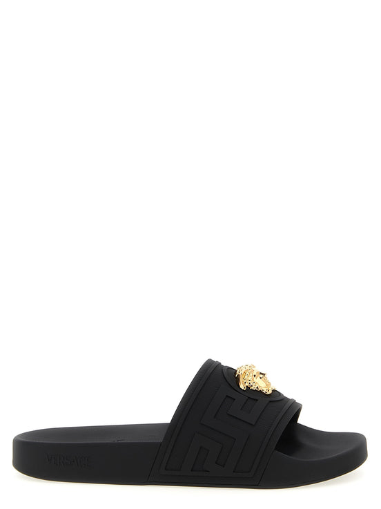 'La Medusa' slides