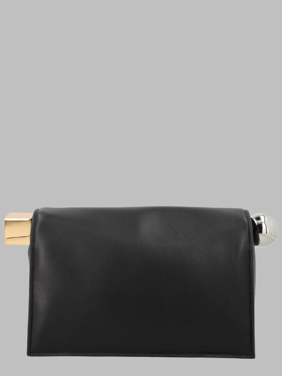 LA POCHETTE "ROND CARRÉ"