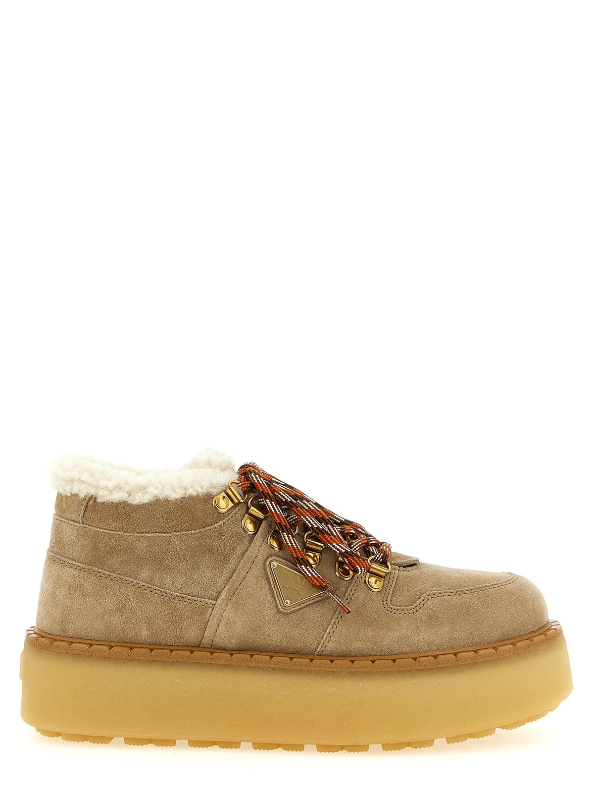 Lace-up ankle boots with shearling
