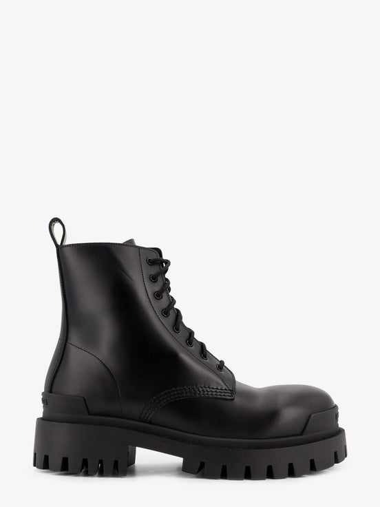 Leather boots with maxi rubber sole