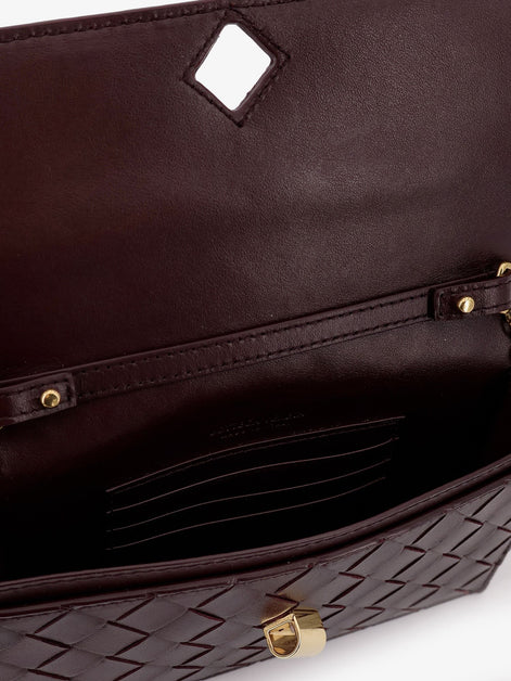 Leather crossbody bag with Intrecciato motif