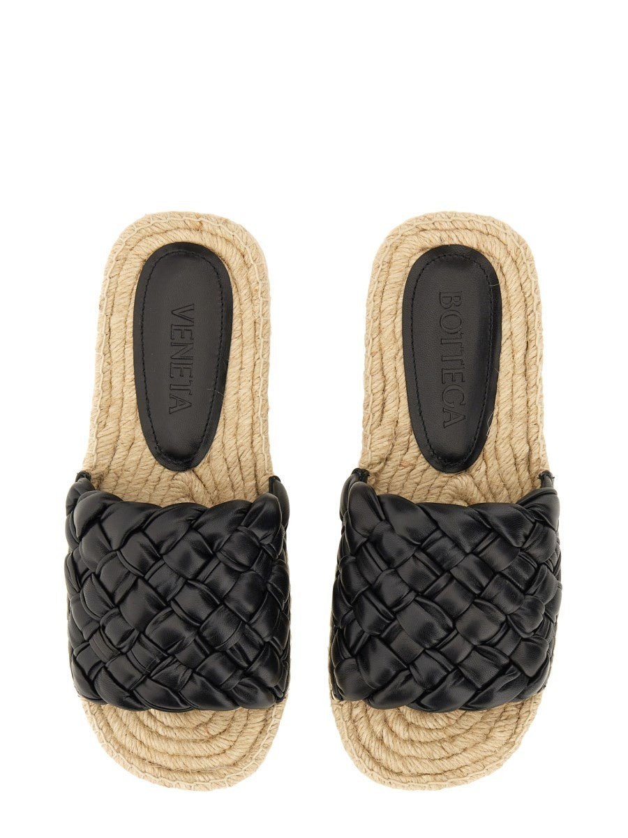 LEATHER SANDAL