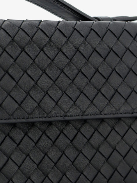 Bottega Veneta Leather wallet with Intrecciato pattern